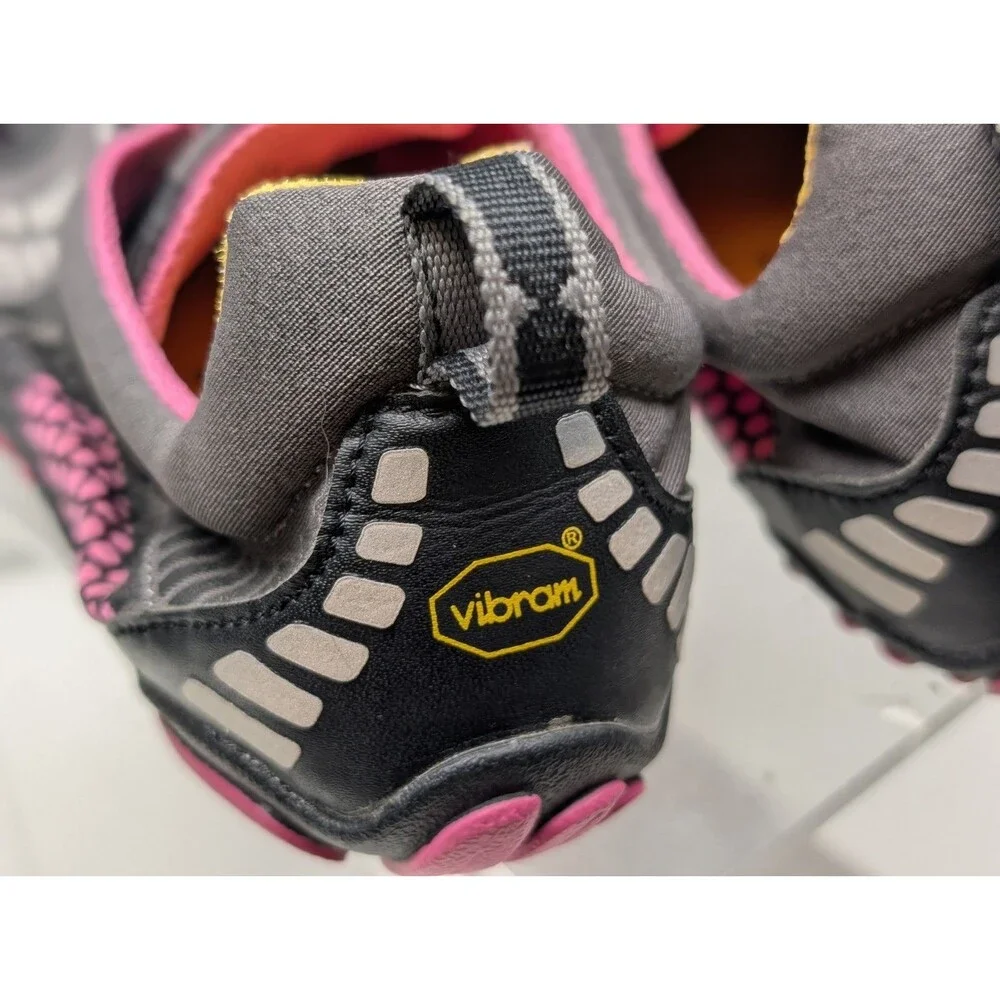 EUC Vibram FiveFingers W3753 Toe Shoes Gray Pink Womens Size 38 EU
